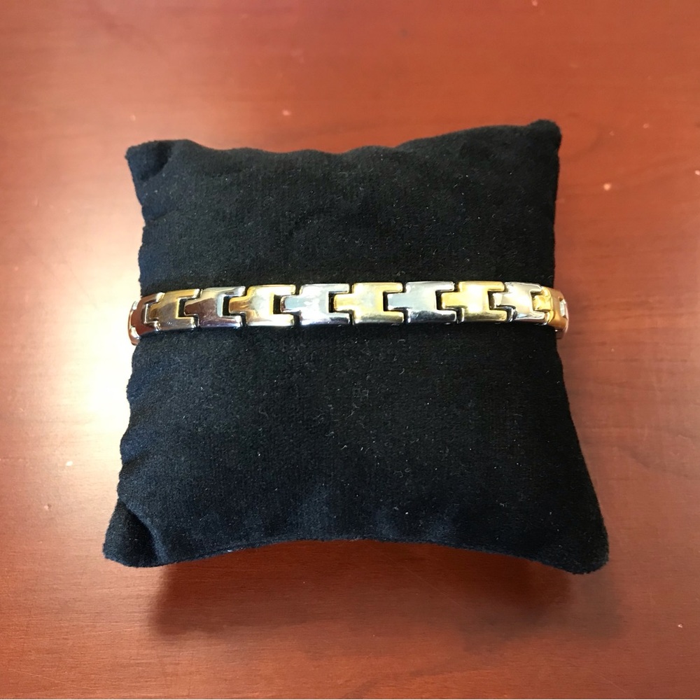 Silver & Goldplated Link style clasp bracelet